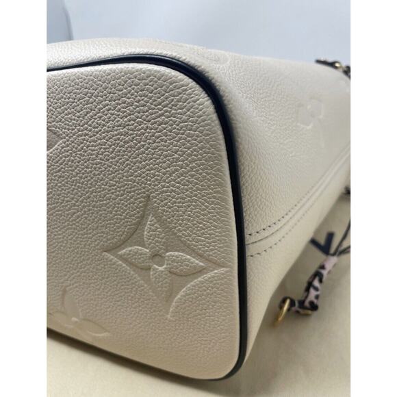 Louis Vuitton Neverfull Wild At Heart MM Ivory Leather NEW - Picture 7 of 14